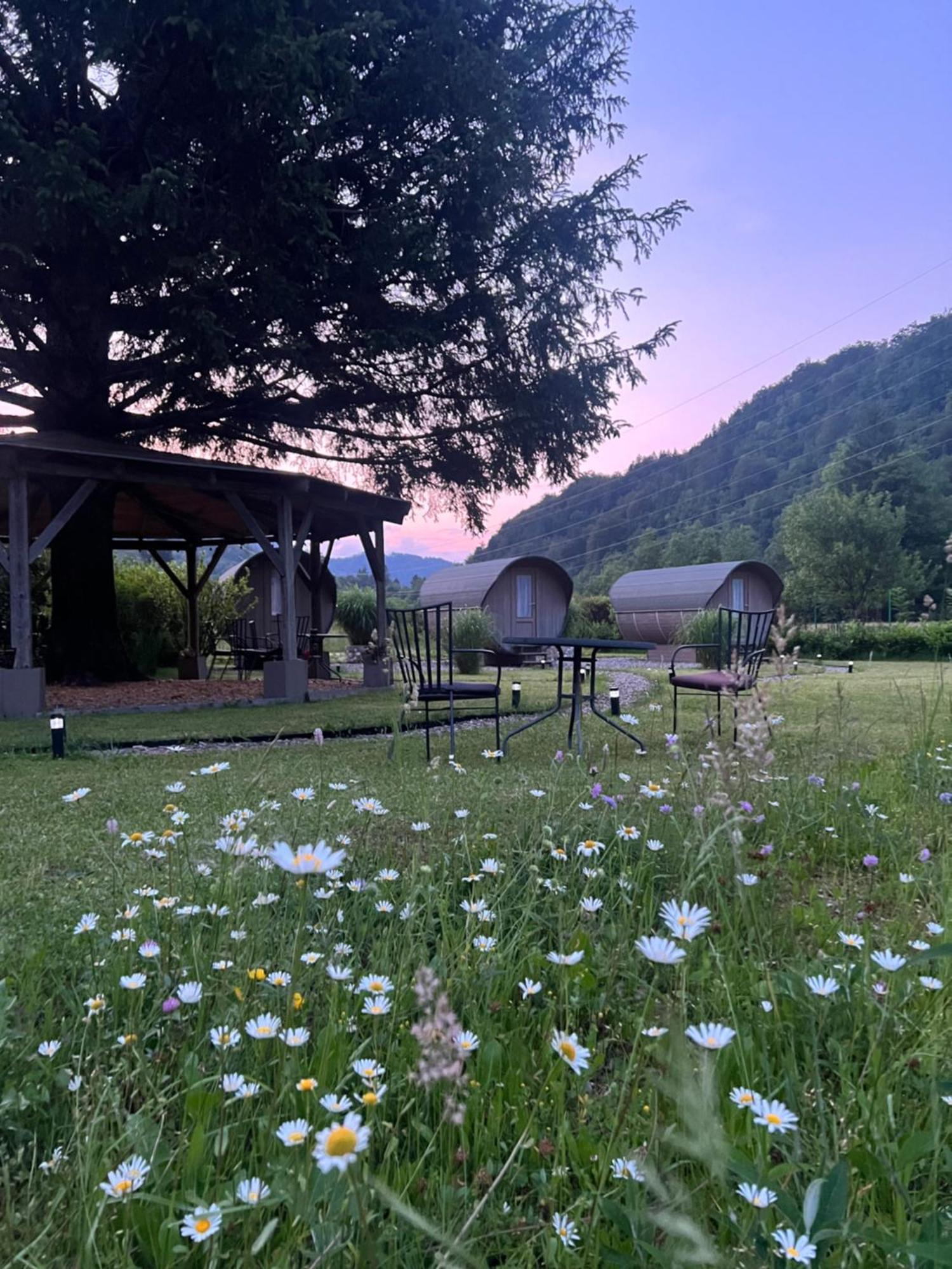 4 Elements Glamping & Apartments Блед Екстериор снимка